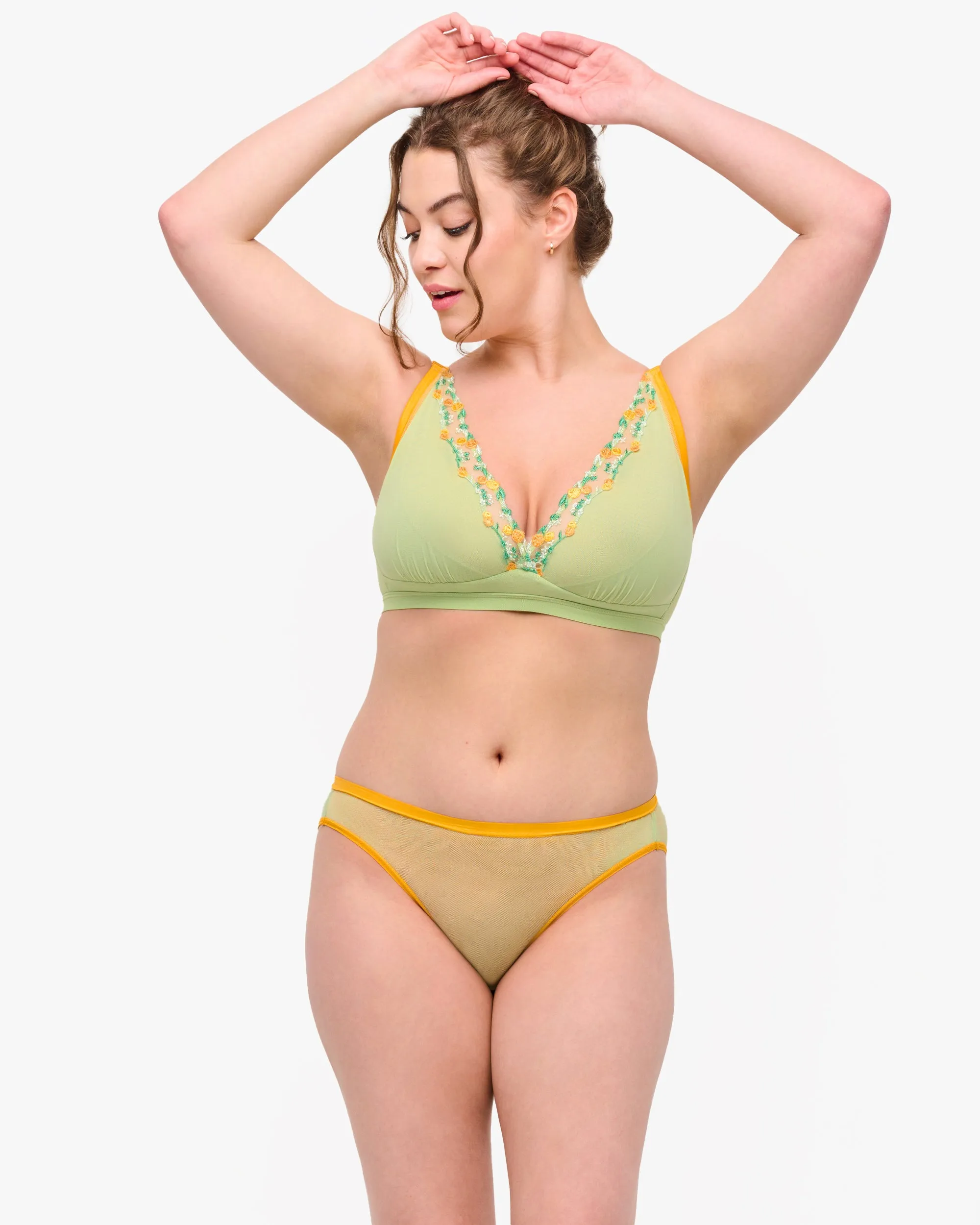 Bikini Mit Hohem Beinausschnitt