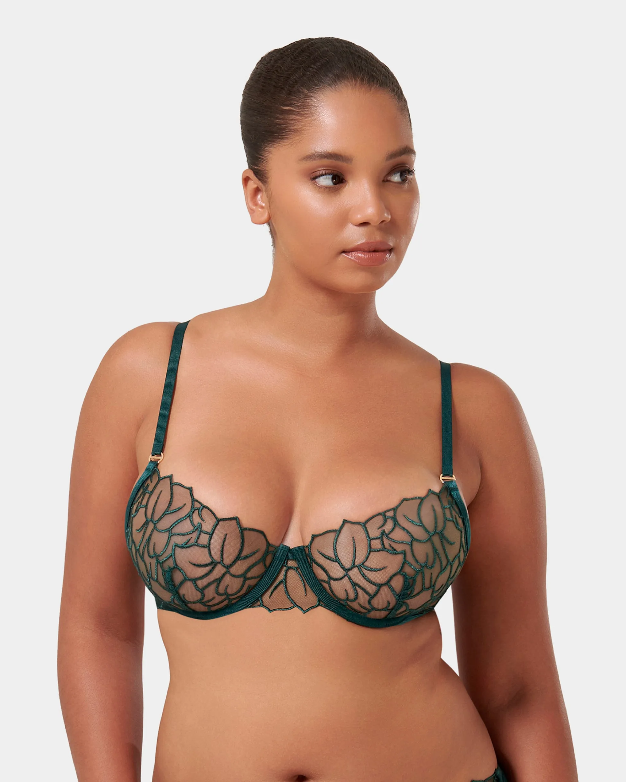 Laurel Leaf Embroidered Bra Green