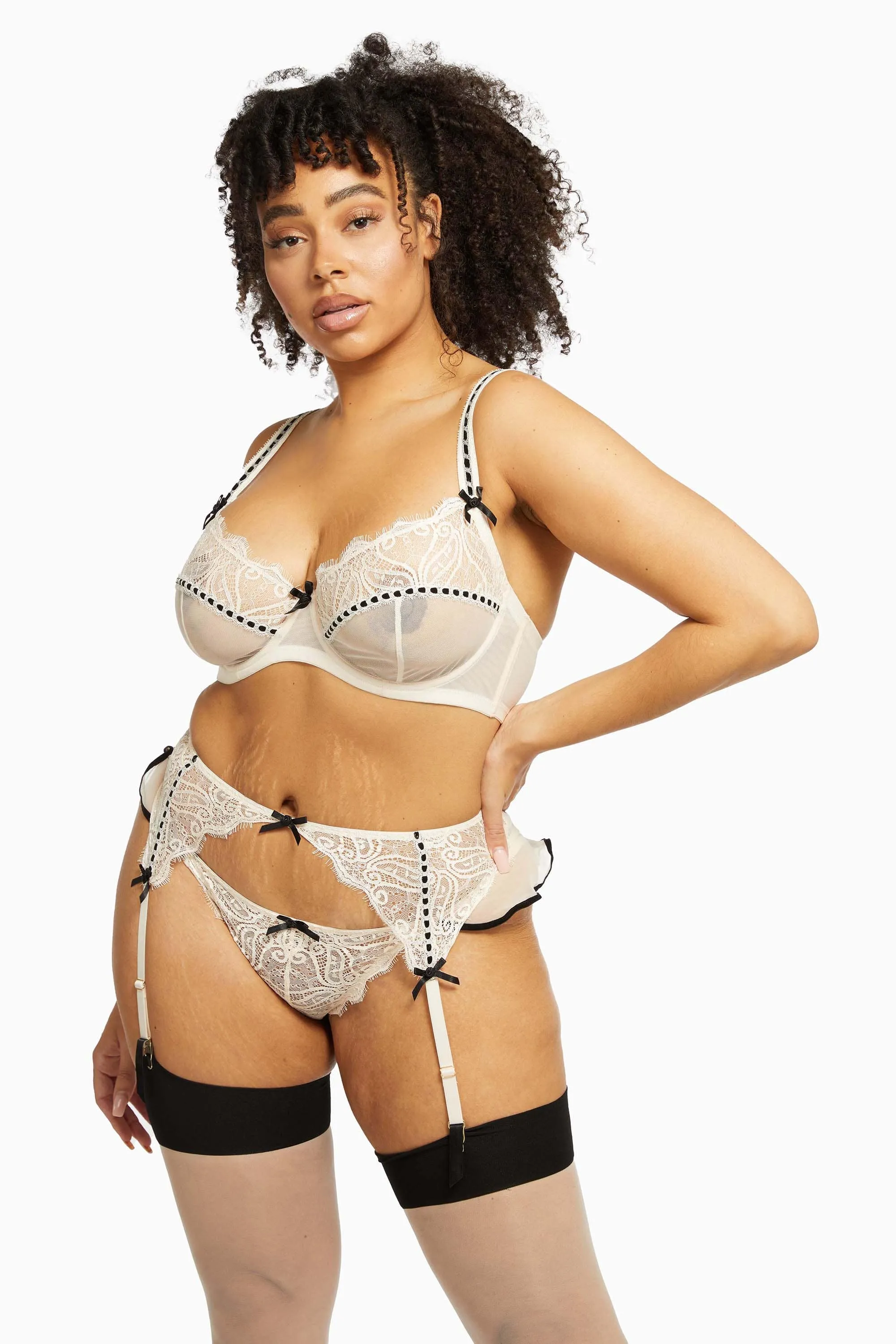 Monica Ribbon Slot Lace Bra Core Peach