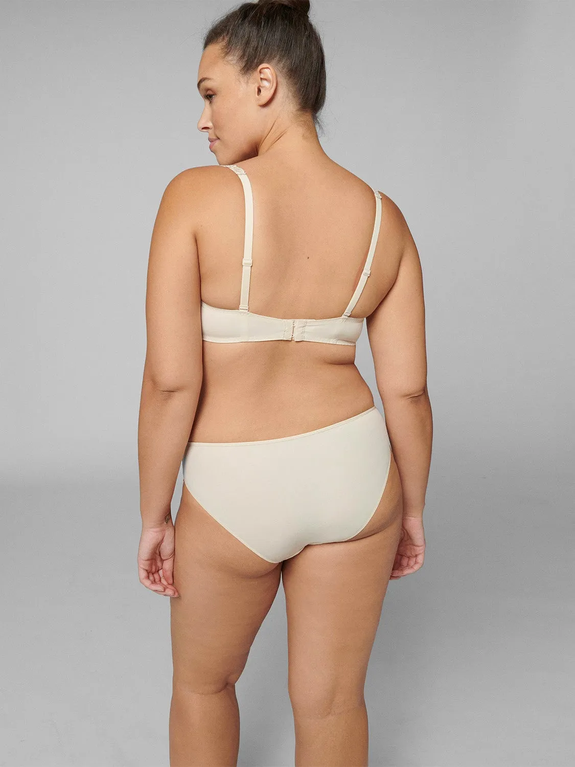 Saga Sheer Demi - Topaz Beige