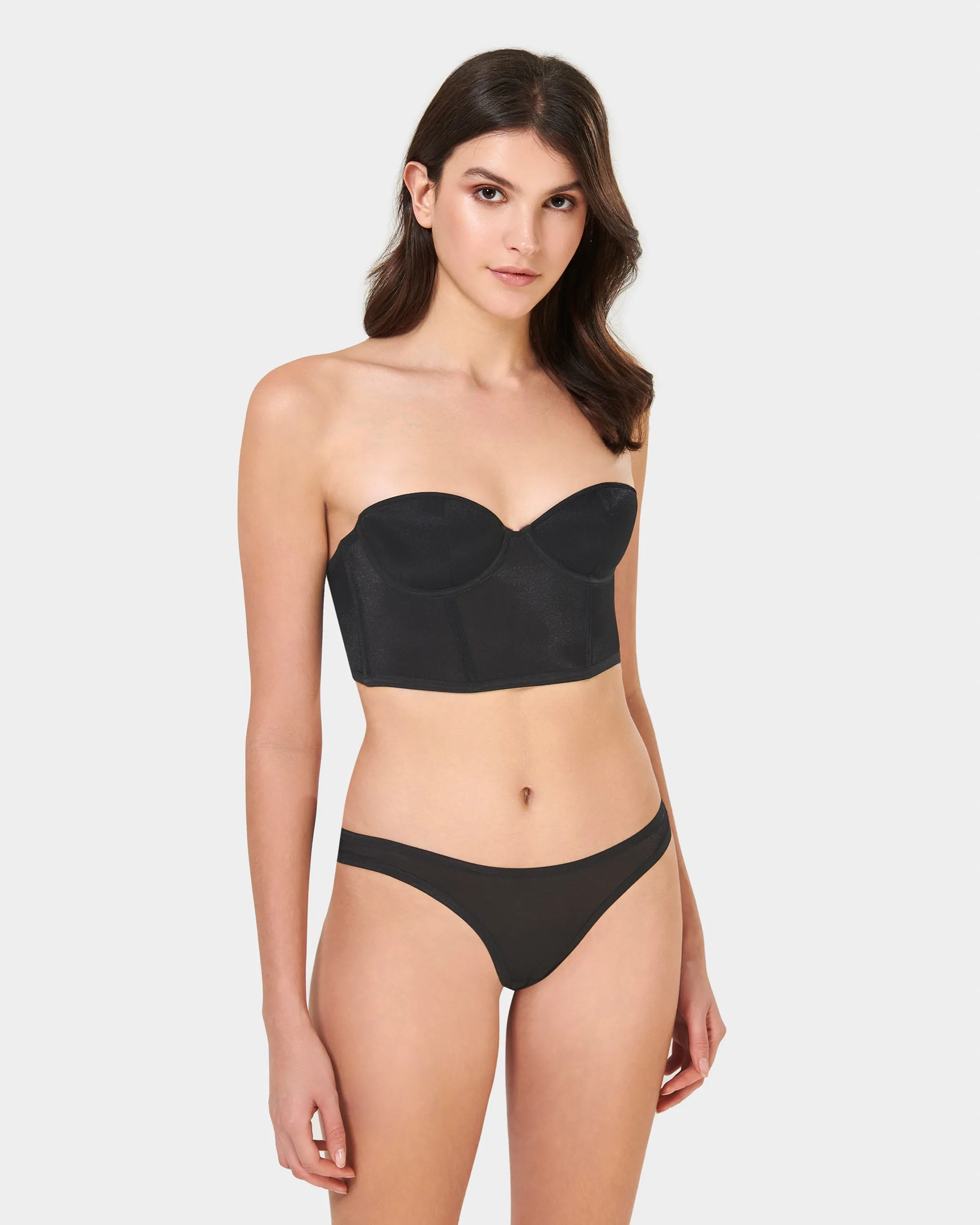 Set: Thena Black